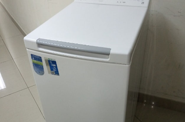 where to put detergent in whirlpool washing machine